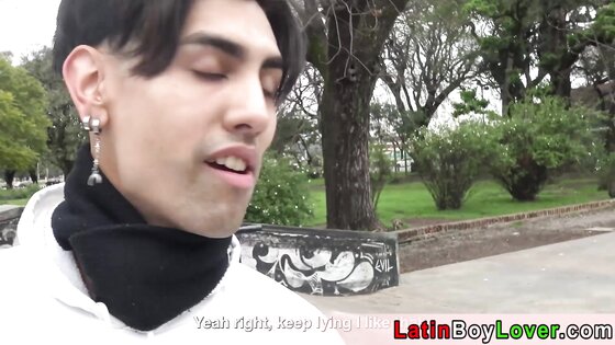 Amateur latin skater Leo accepting a strangers offer