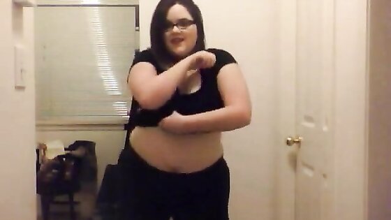 BBW ChubolateChip does striptease