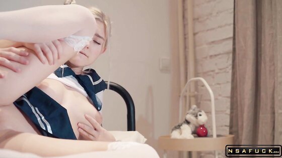 Kawaii schoolgirl gets fucked creampie
